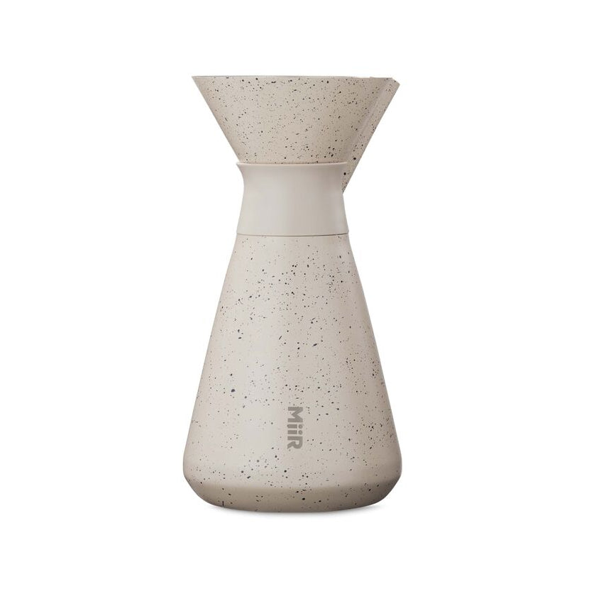 new-standard-carafe-g5 Web_PDP-33oz_New_Standard_Carafe_Desert_Tan_Speckle_Studio_CAR1SVOS224__Front.jpg