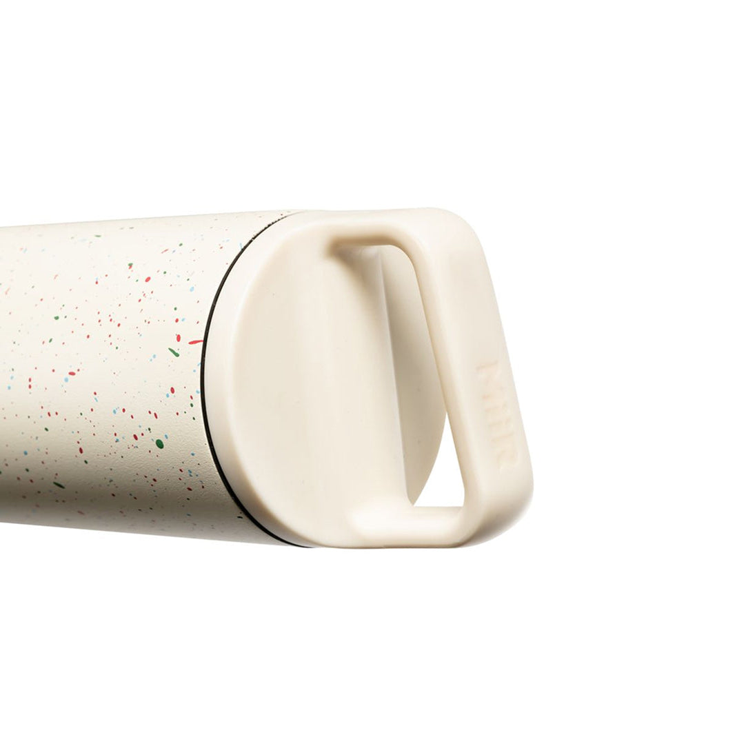 wide-mouth-i1 WebPDP-20oz_Wide_Mouth_Bottle_Party__WMB2SV20230_x2Studio_45deg.jpg
