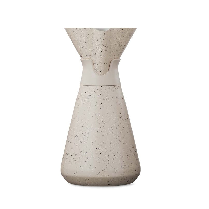 new-standard-carafe-g5 WebPDP-33oz_New_Standard_Carafe_Desert_Tan_Speckle_Studio__CAR1SVOS224_270.jpg