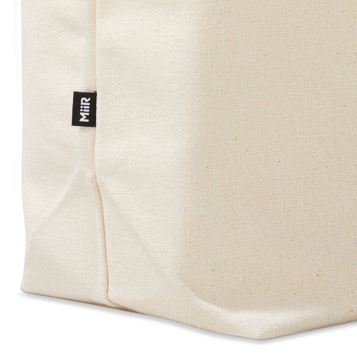 everyday-canvas-tote-h9 WebPDP-Everyday_Canvas_Tote_Studio__TOT001_Detail__TOT001223OS.jpg