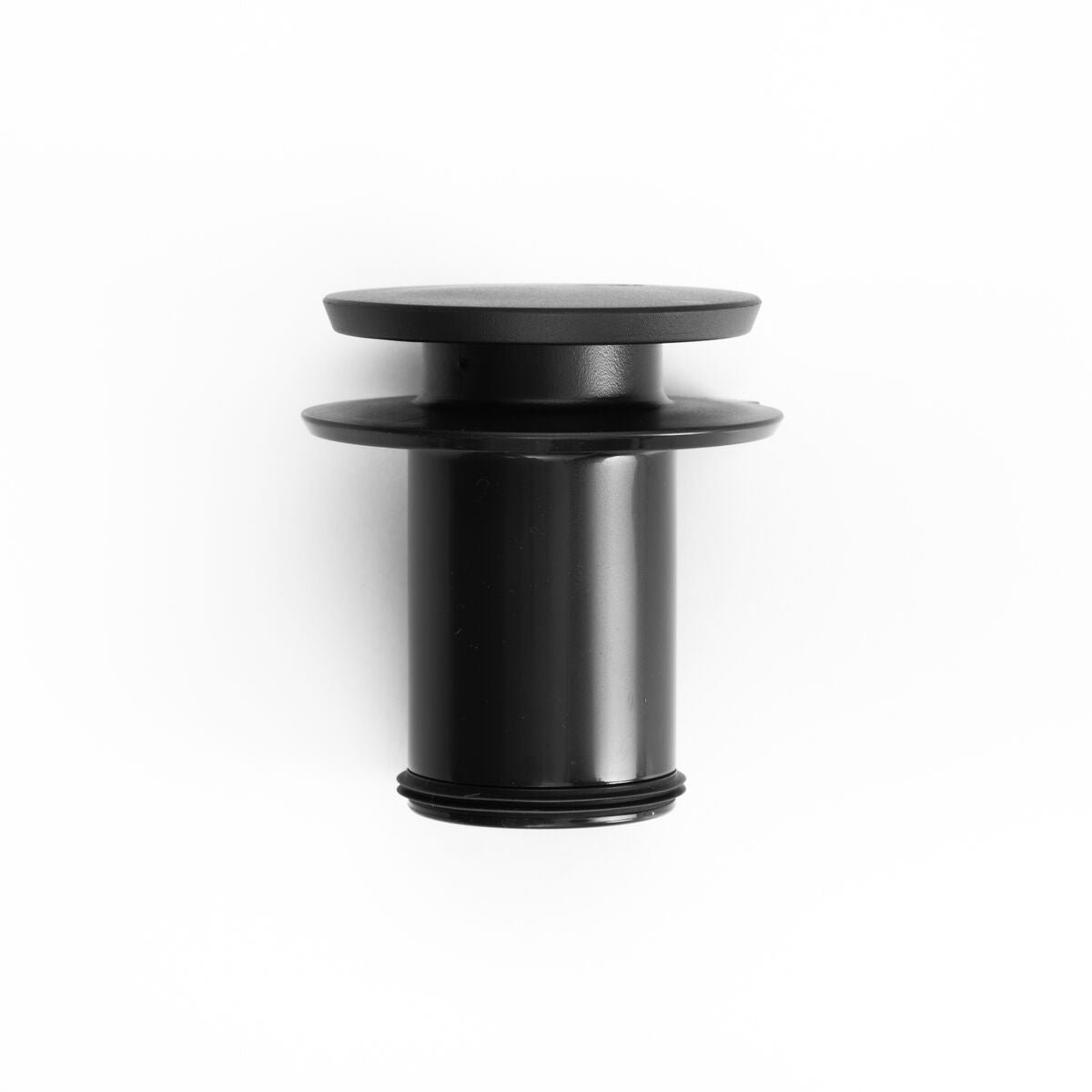new-standard-carafe-g5 WebPDP-PolishedStainlessCarafe_33oz_SS_StudioX207182024_Lid__CAR1SVOS005.jpg