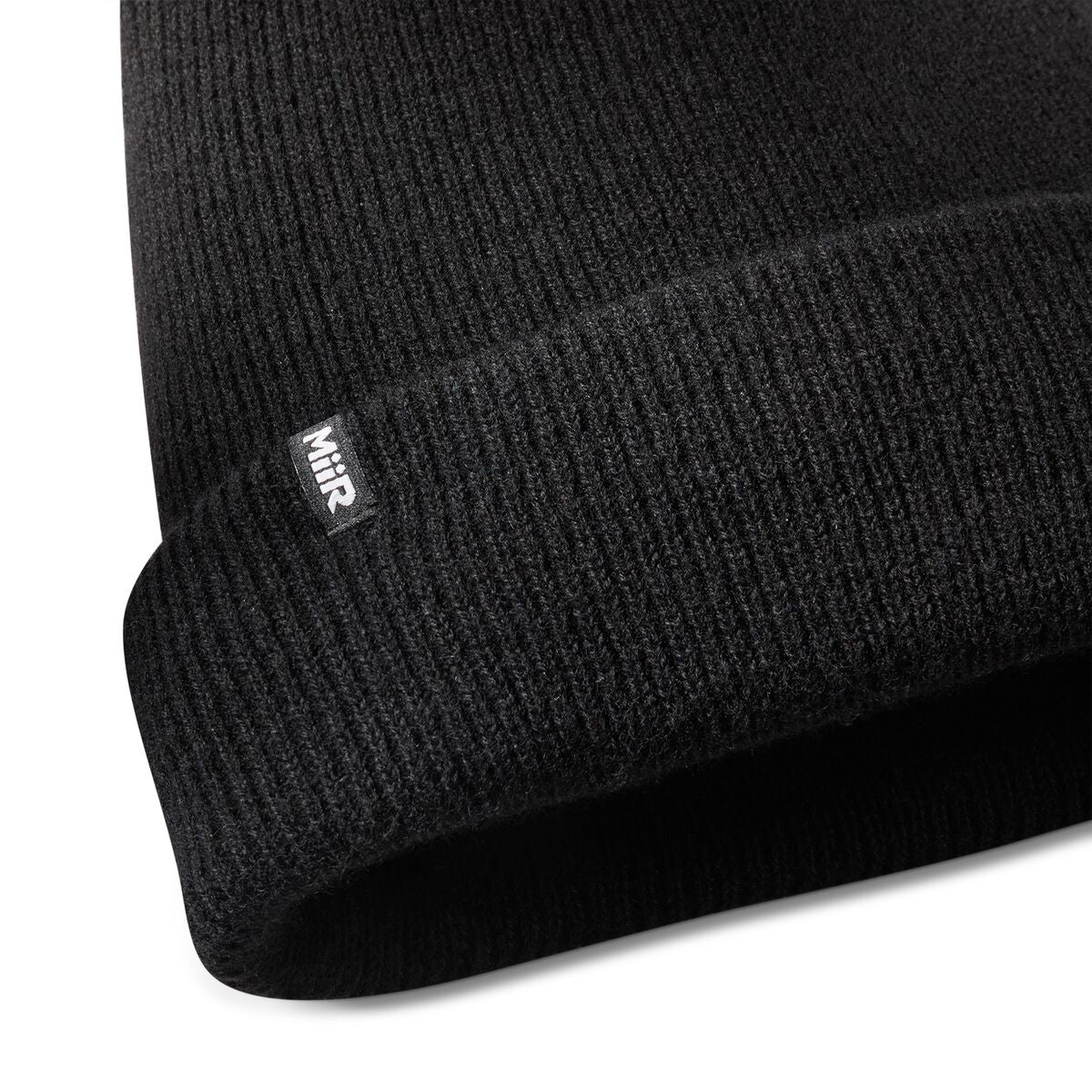 recycled-cashmere-beanie-g4 WebPDP-Recycled_Cashmere_Luxe_Beanie_Studio_Detail__BNE004002OS.jpg
