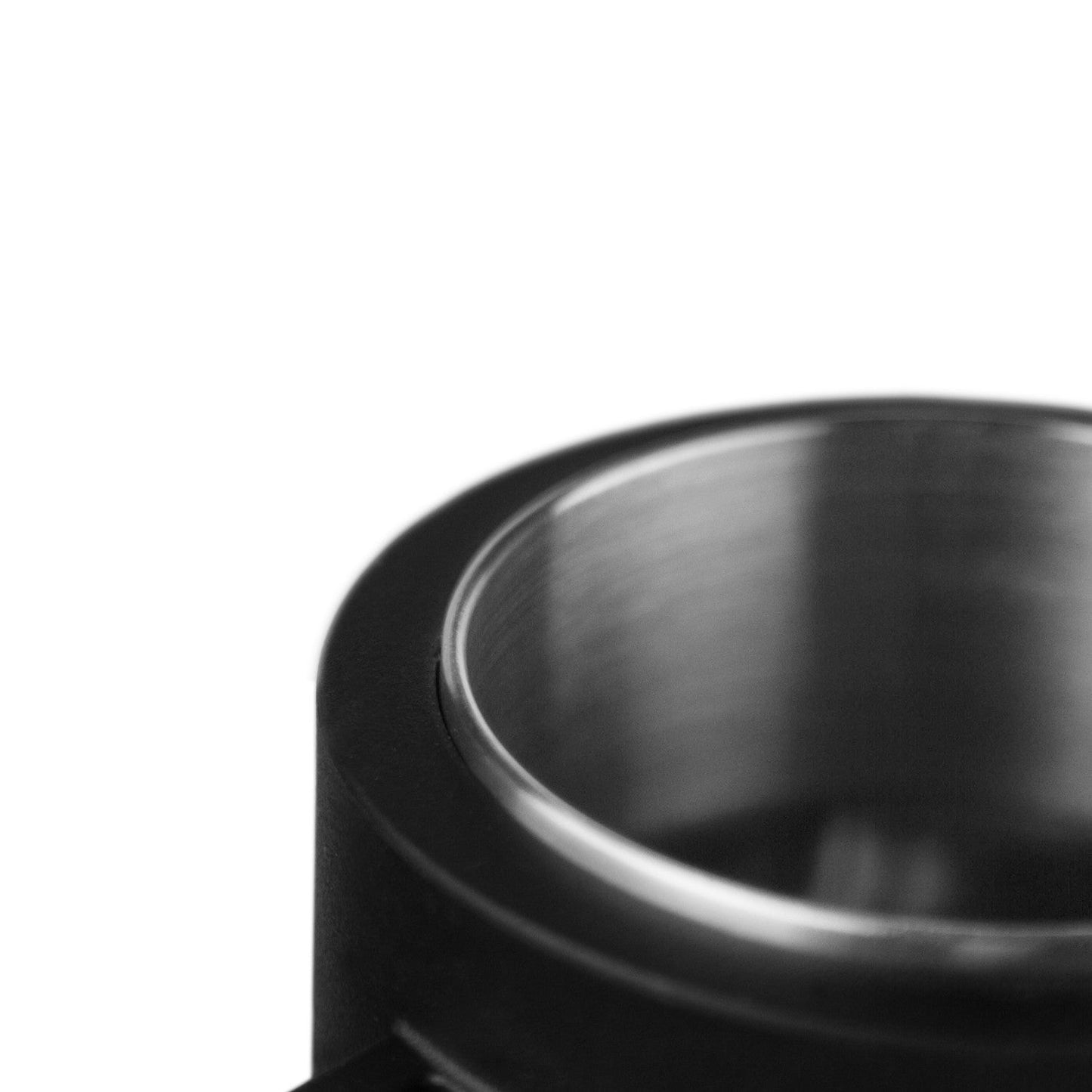 64oz-growler-x4 growlerdetail4_fb0f0b7d-3e89-4075-9191-31341ec4c1c0__402220.jpg